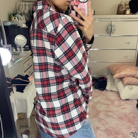 Flannel - Picture 2 of 3